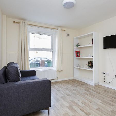 Blackberry - Stylish Self-Contained Flats In Soton City Centre Southampton Szoba fotó